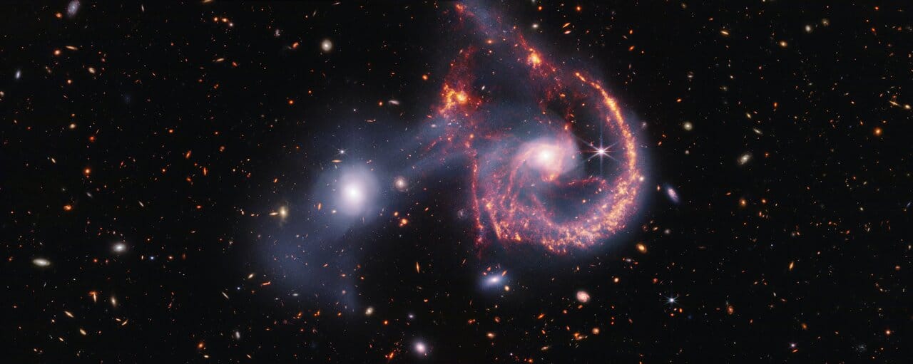 arp 107 composite image (nircam + miri)