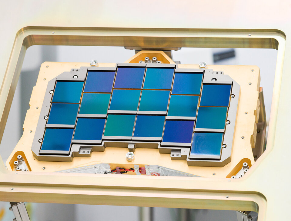 roman wide field infrared instrument detector plane article